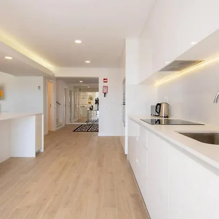 Villa Magnificent 6-bedroom Carvoeiro (Lagoa)